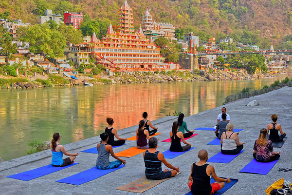 A Complete Guide to 500 Hour Yoga Teacher Training in Rishikesh